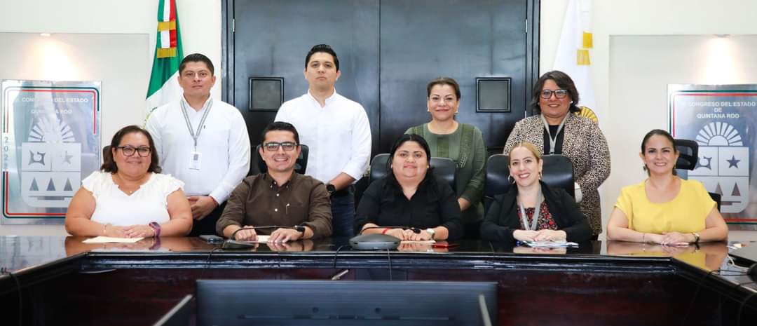 Foto grupal de los integrantes del Comité de Ética.